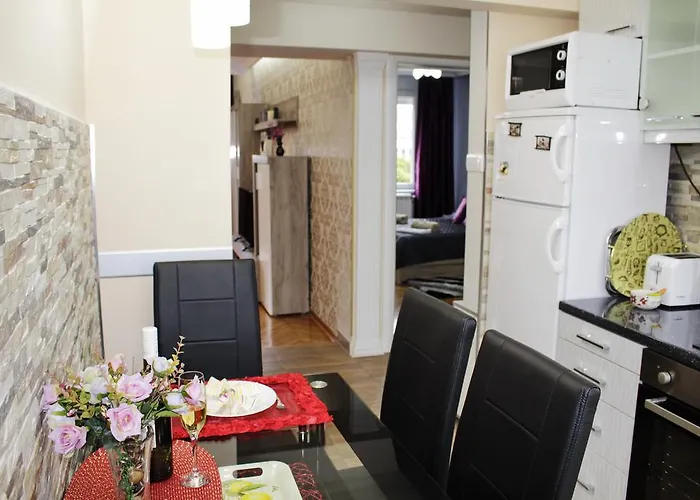 Kristi Lux Center Free Parking Fast Wifi شقة