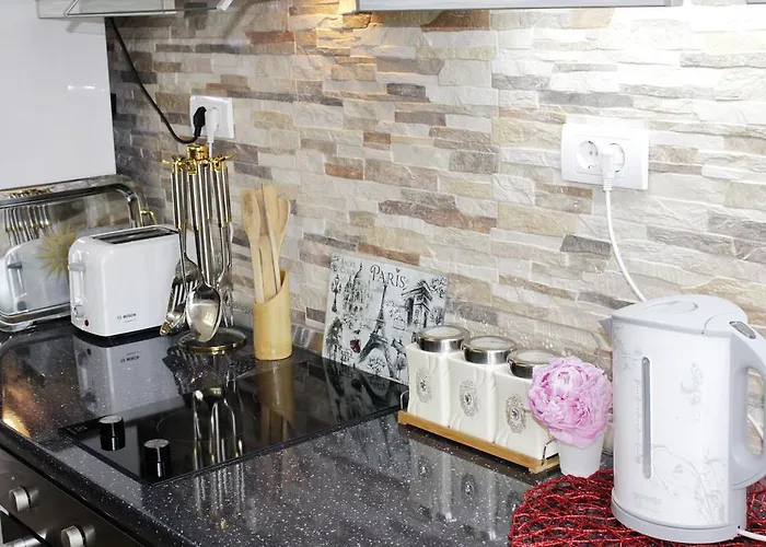 Kristi Lux Center Free Parking Fast Wifi *