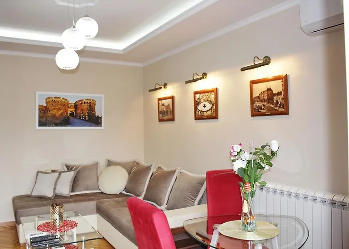 شقة Kristi Lux Center Free Parking Fast Wifi بلغراد